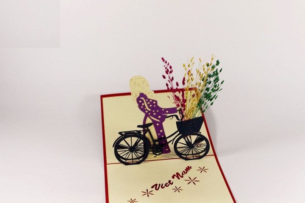 Vietnamese Pop-up Card - Ao Dai girl on a bicycle - NV07